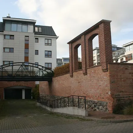 Sunshine Apartment *
