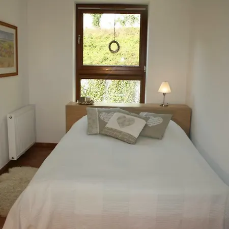 Sunshine Apartment *
